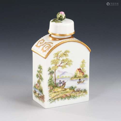 TEA CADDY WITH LANDSCAPE PAINTING. FÜRSTENBERG.