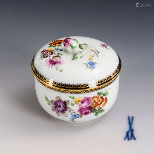 SUGAR BOWL WITH COBALT RIM. MEISSEN.