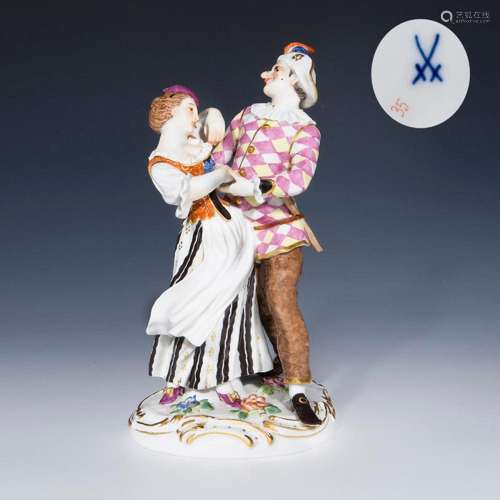 DANCE GROUP: HARLEQUIN AND COLUMBINE. MEISSEN.