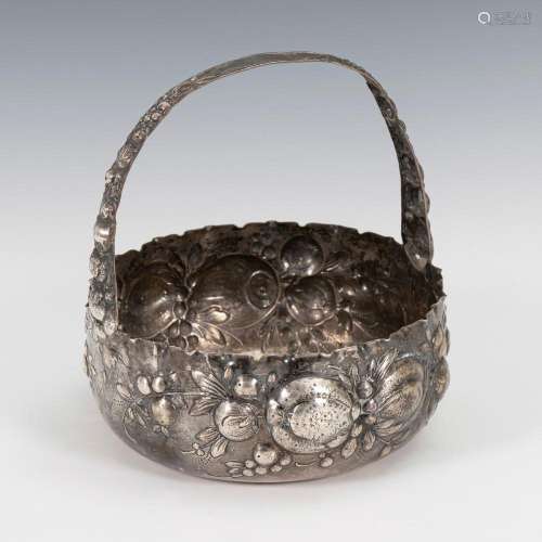 SILVER HANDLE BOWL WITH FRUIT DECORATION.