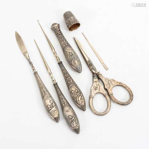 ART NOUVEAU SEWING UTENSILS IN CASE.