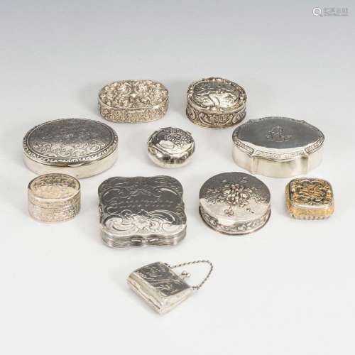 10 SILVER PILLBOXES.