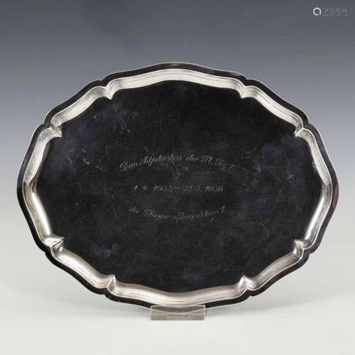 OVAL TRAY. WILHELM BINDER.