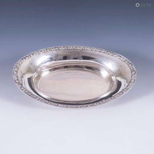 OVAL SILVER BOWL WITH FRUIT RELIEF RIM. LUTZ & WEISS, PF...