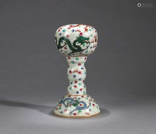 A famille rose dragon porcelain hat stand