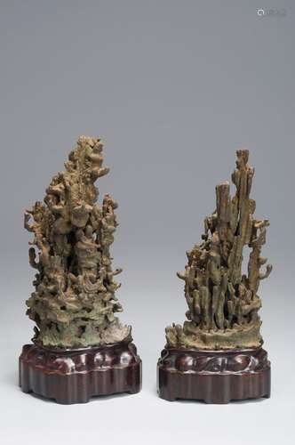 2 iron rockery ornaments