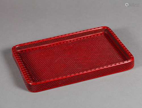 A red lacquered rectangle tray