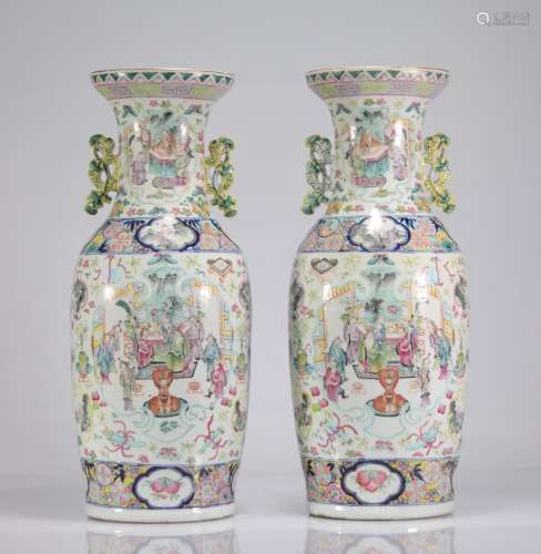 Pair of 19th century Rose family vases