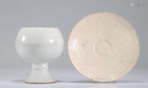 Lot of 2 Chinese porcelain with white glaze, Qing period
