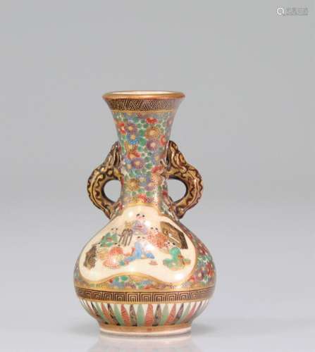 Miniature satsuma vase XIX th century Japan