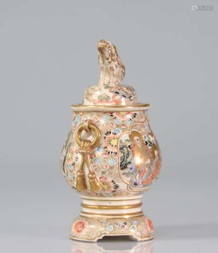 Japanese satsuma porcelain covered vase 19th century