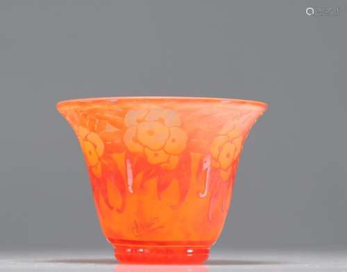 Charder (Charles Schneider 1881-1953) vase with orange-red f...