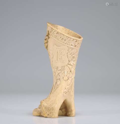 Tibia Bone Carved Curiosity Hunting Cup