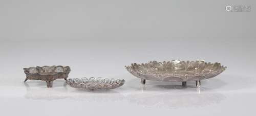 Set of silver filagram trays