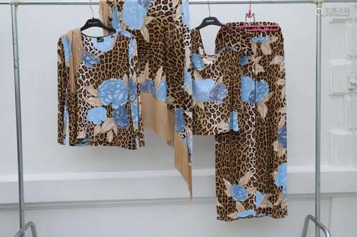 Ensemble "jaguar et fleurs", Isadora, t2<br />
Com...