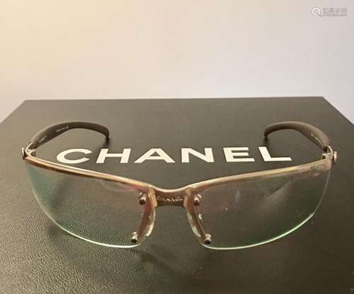 Lunettes Chanel verres irisés/métal manche marron visserie a...