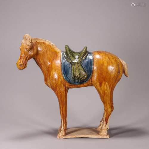 CHINESE SANCAI GLAZE HORSE