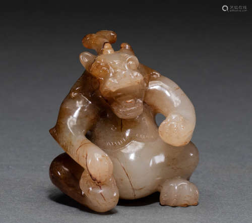 Chinese Han Dynasty Hetian jade bear