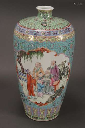 Good Large Chinese Porcelain Vase,