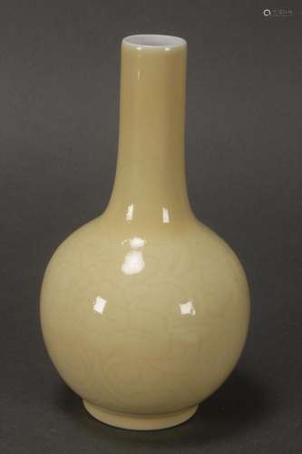 Chinese Pale Yellow Glazed Vase,