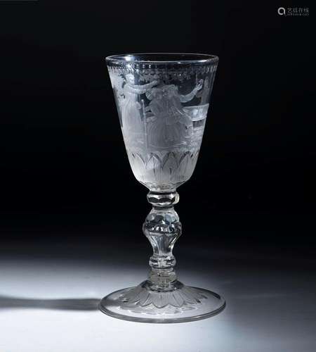 Verre à boire. Coupe gravée d'une scène de banquet dans un p...