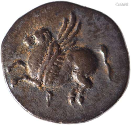 DIVERS. Lot d’une drachme (2.52 g) de Corinthe au Pégase à g...