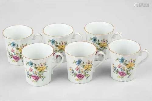 A set of China Liling porcelain cups