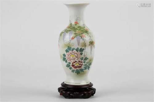 Made in Jiangxi, Wisteria flower vase, Republic of China