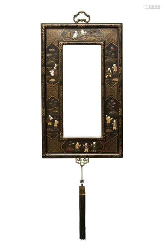 MIRROR WITH FIGURES INLAY, LATE QING DYNAST