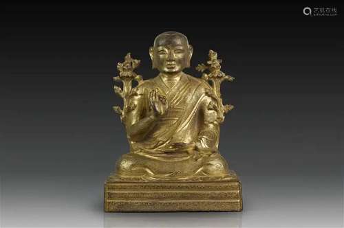 BRONZE GILT-GOLD TSONGKHAPA FIGURE, EARLY QING DYNASTY