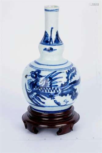 Blue and white gourd vase, early Qing dynasty