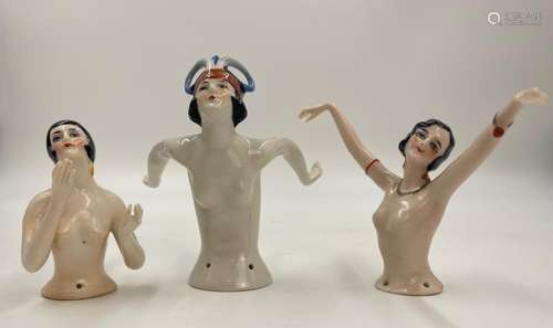 Lot de trois corps de poupées en porcelaine Art Deco., Vers ...