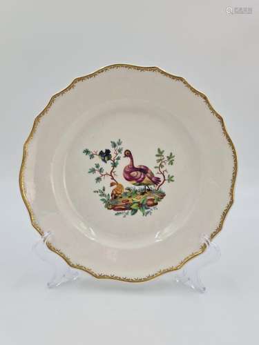 Assiette en porcelaine de Tournai XVIIIème à décor polychrom...