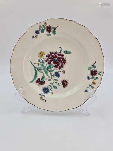 Assiette en porcelaine de Tournai XVIIIème de la première pé...