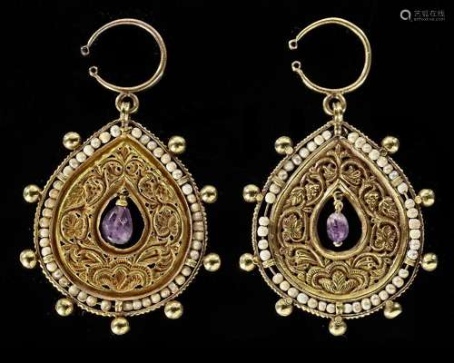 A PAIR OF BYZANTINE GOLD EARRINGS WITH PEARLS AND AMETHYST, ...