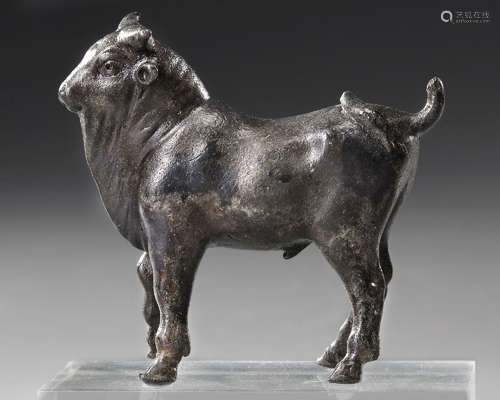 A ROMAN BRONZE FIGURE OF A BULL, CIRCA 1ST CENTURY B.C./A.D.