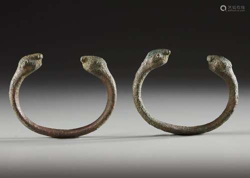 A PAIR OF URARTIAN BRONZE BRACELETS, CIRCA LATE 1ST MILLENNI...