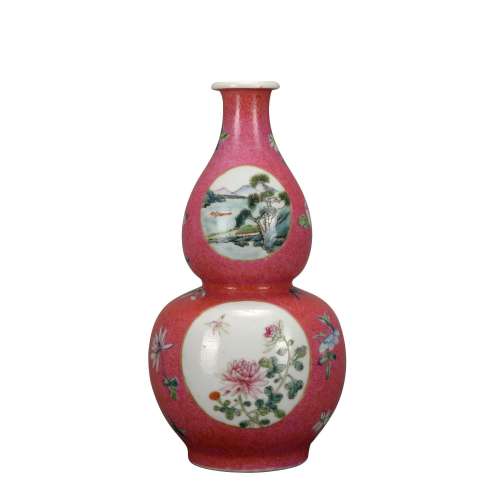 A red glazed 'floral' gourd-shaped vase