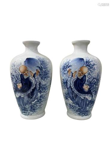 A pair of Wang bu's blue and white 'figure' vase