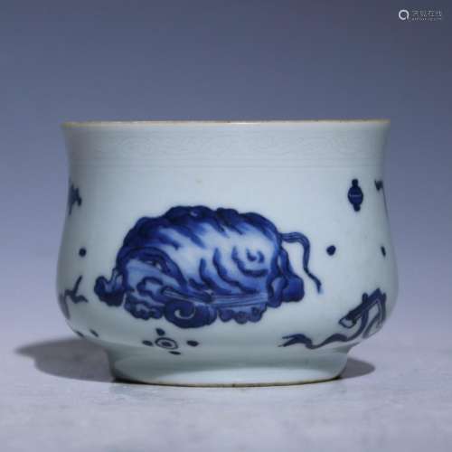 A blue and white censer,Chong zhen Mark