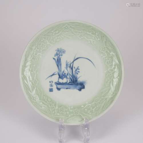 A Wang bu's celadon-glazed blue and white 'floral' dish