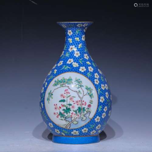 A famille-rose and green-ground 'floral' pear-shaped vase,Ji...