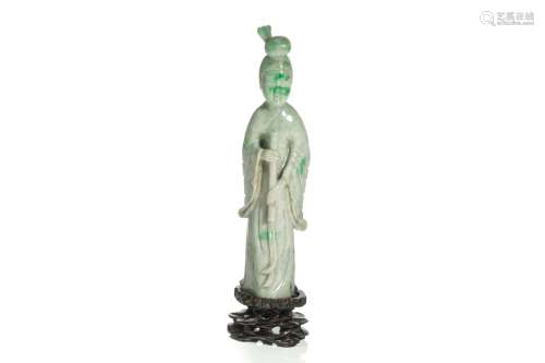 CHINESE JADEITE STANDING FIGURE OF AN ATTENDANT