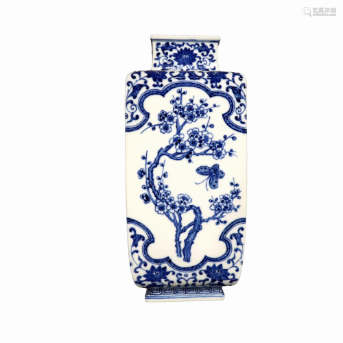 A Blue And White 'Bird& Flower' Square Vase