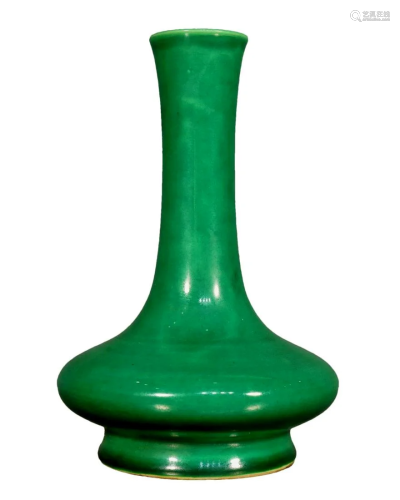 A Fine Melon Peel Green Vase