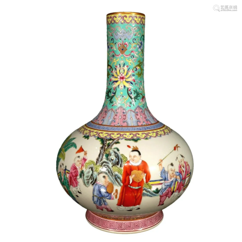 A Delicate Famille-Rose Character Story Vase