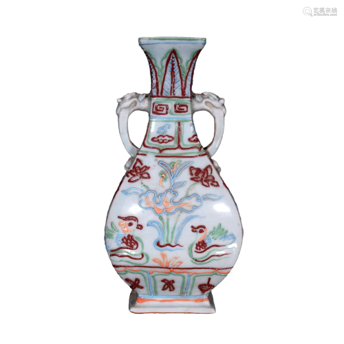 A Delicate Duicai Double-ear-shaped Square Vase