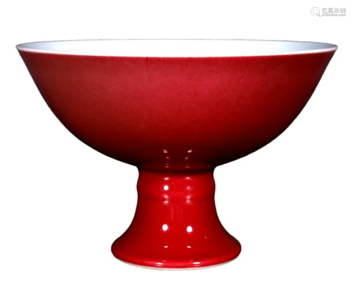 A Delicate Ji-red Glazed Stembowl