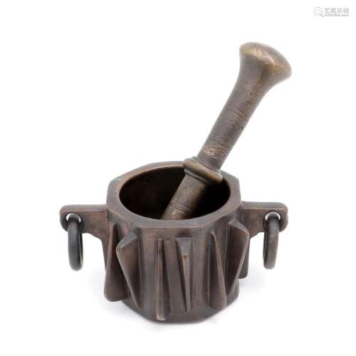 A GOTHIC MORTAR WITH PESTLE