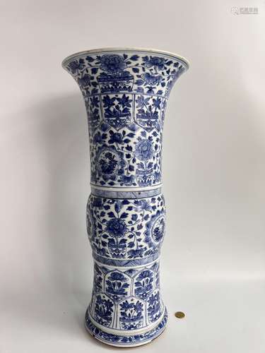 A blue&white gu-type vase, KangXi Pr.